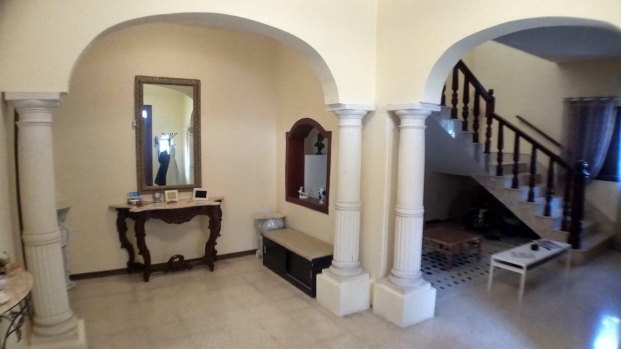 Corner Townhouse 1Km From University Msida Exterior photo